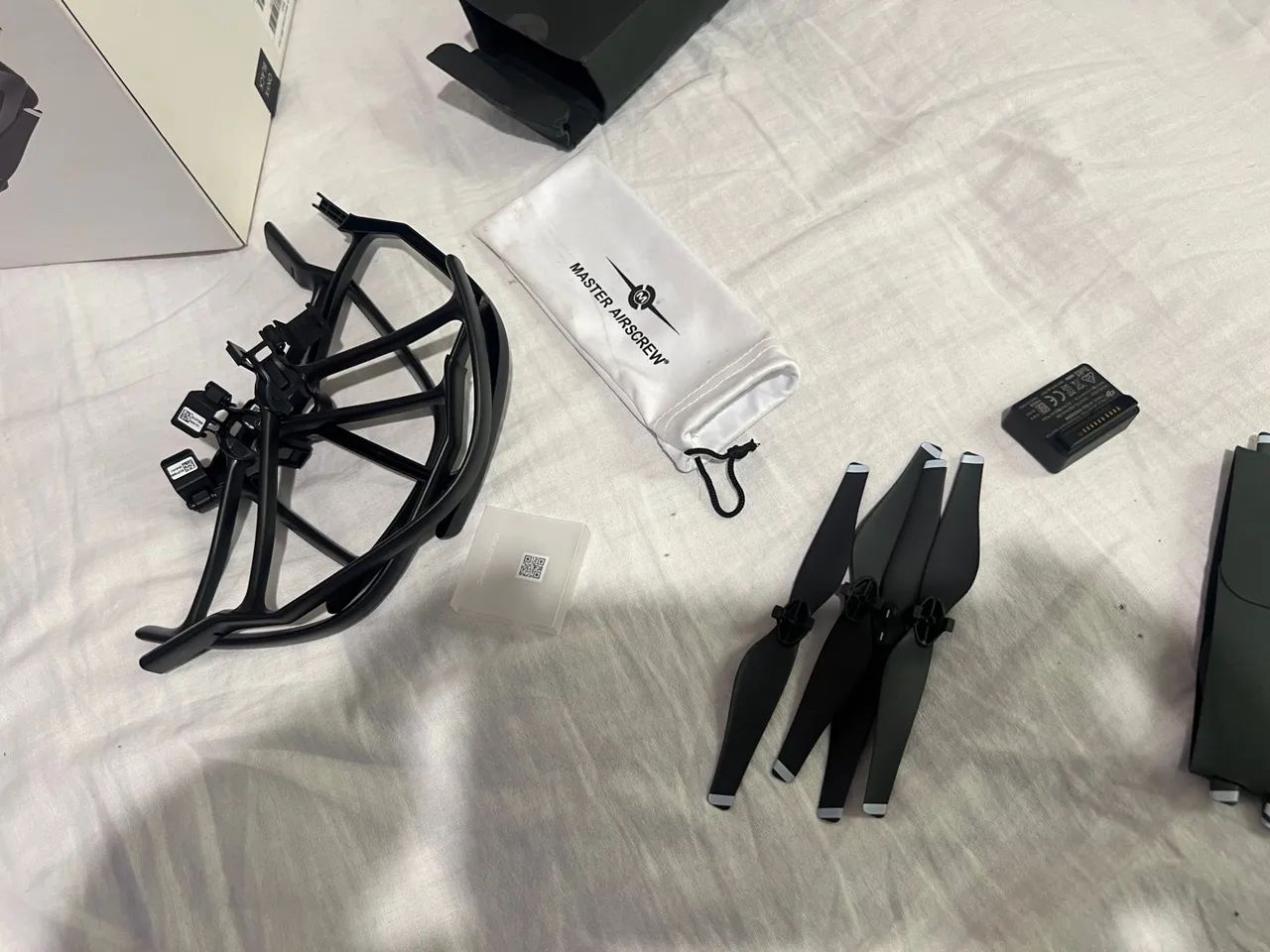 DJI Mavic Air - FLY MORE COMBO  - Foto 6