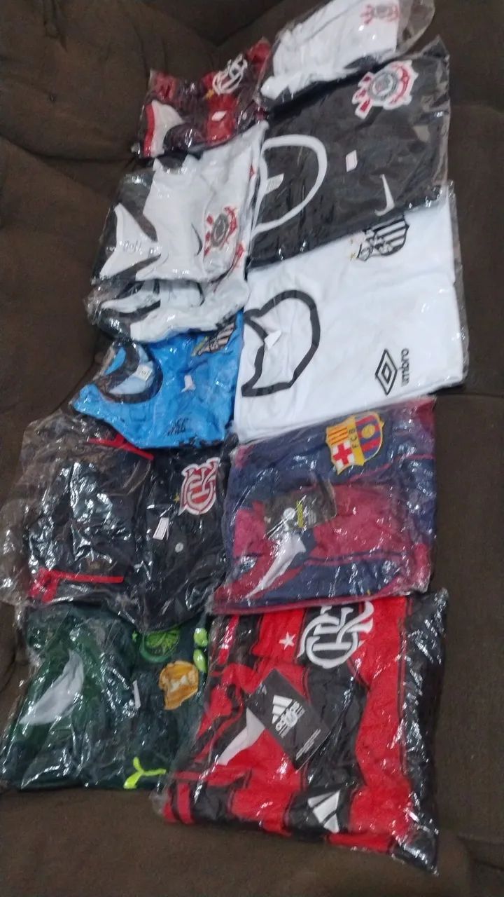 CAMISETAS DE FUTEBOL BRASILEIRO 