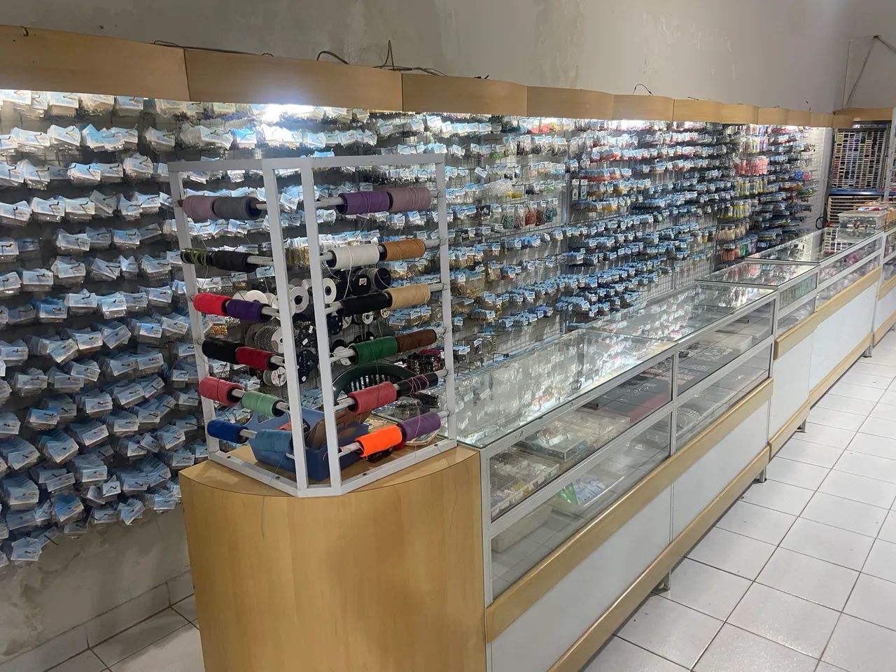 Vendo aramado de parede para loja  - Foto 2