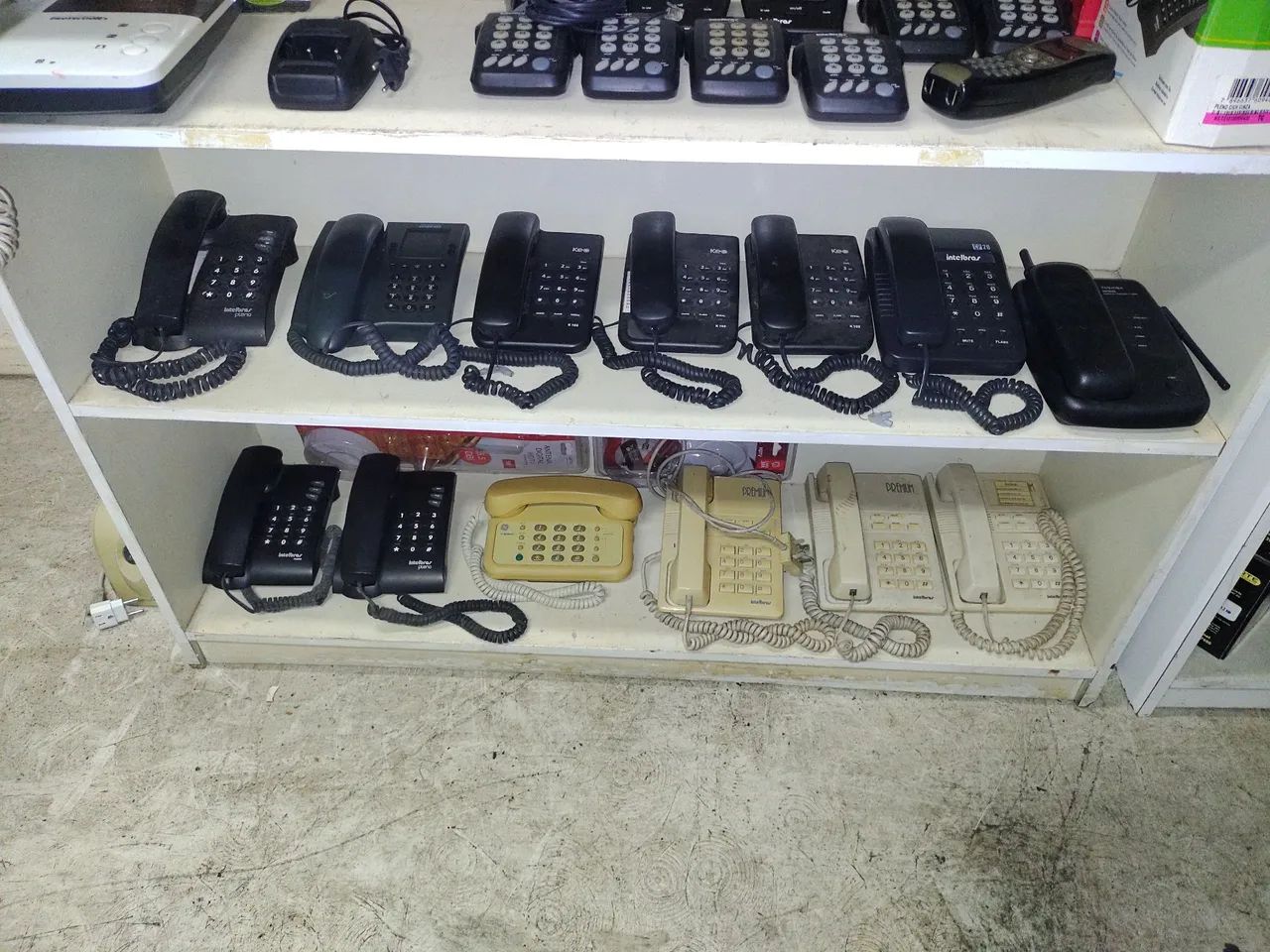 Telefones fixos, com ou sem fio, vários, completos, bom estado. - Foto 2