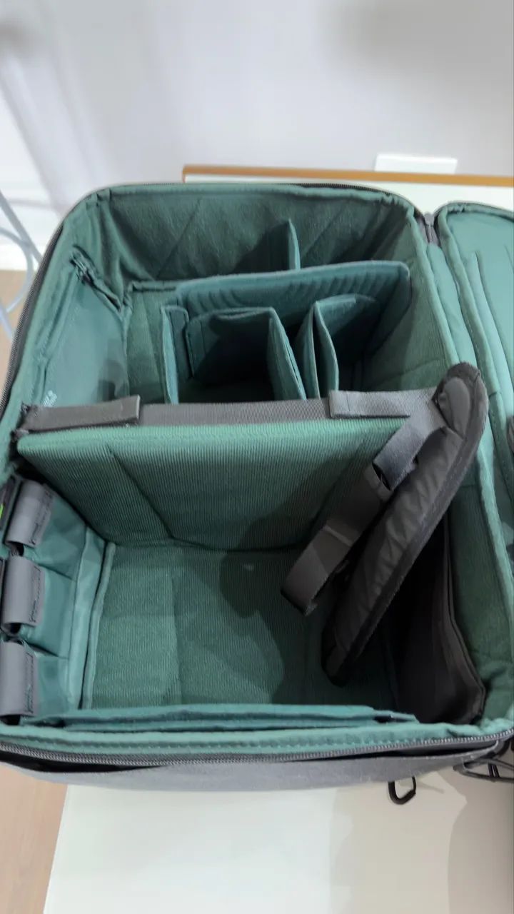 Mochila para câmeras profissionais e drones 25L - Foto 3
