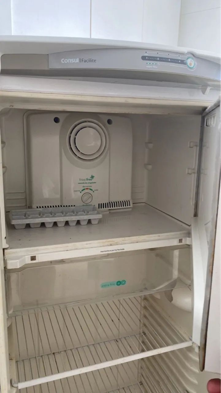 Geladeira Consul Frost free 342 litros liquido semi nova - Foto 3