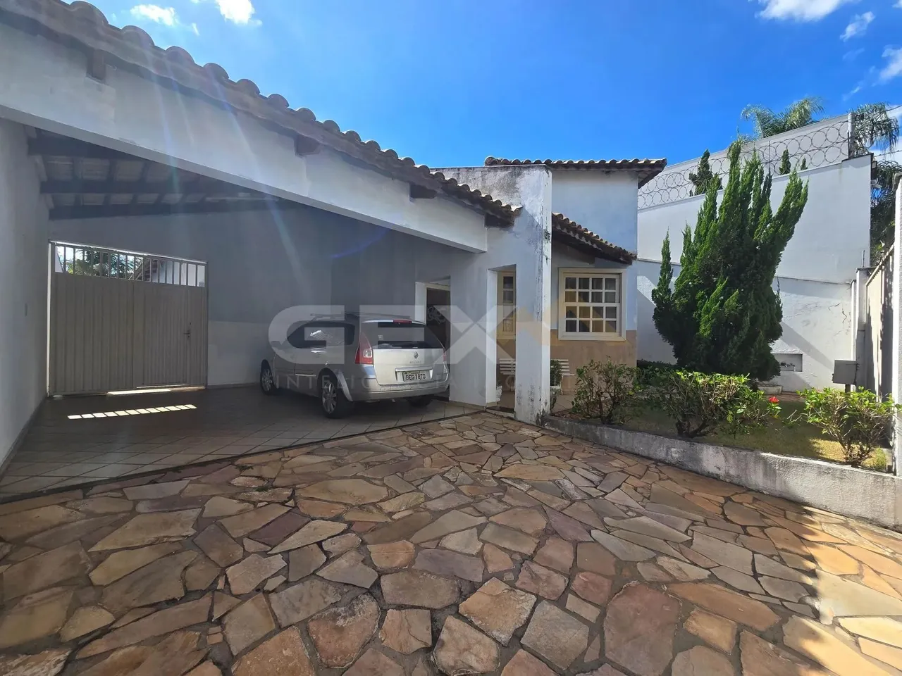 Casas à venda - Divinópolis, MG | OLX