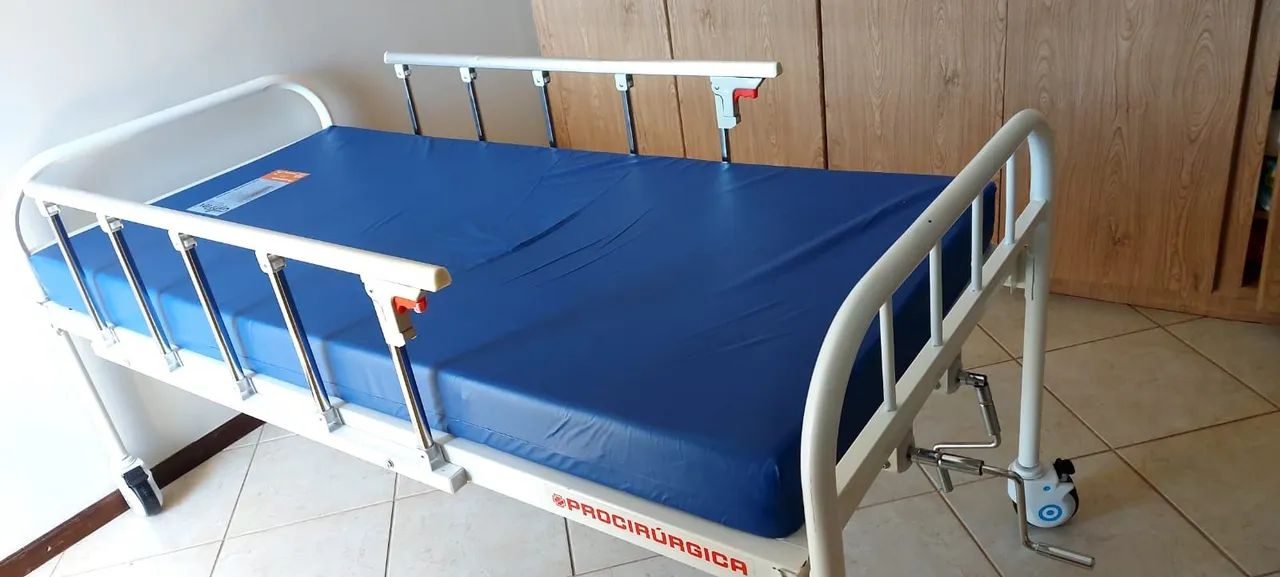 Cama hospitalar com colchão, marca fowler, com regulagem e grade de proteção  - Foto 2