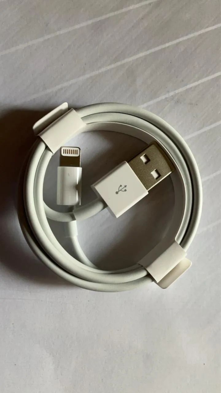 Cabo iPhone original nunca utilizado 
