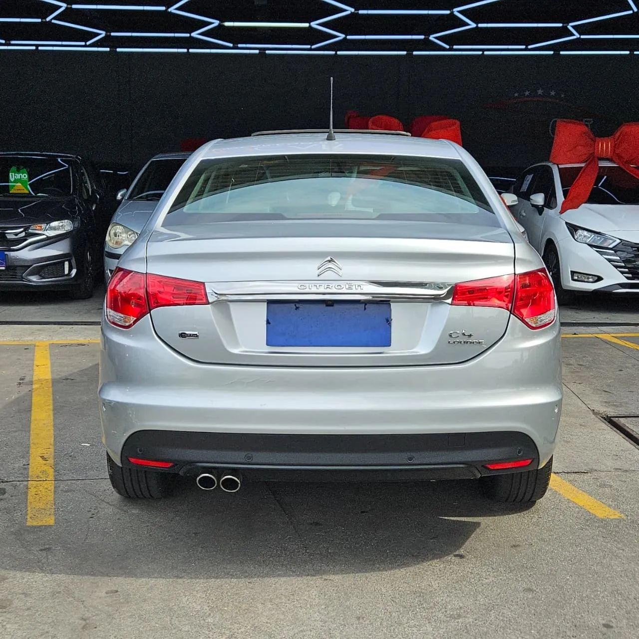 Citroën C4 Lounge Exclusive 1.6 Turbo Flex Aut., foto 5 de 20