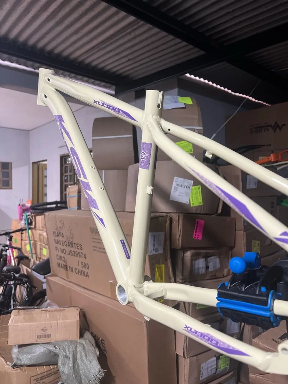 QUADRO DA KSW NOVO COR BEGE COM ROXO