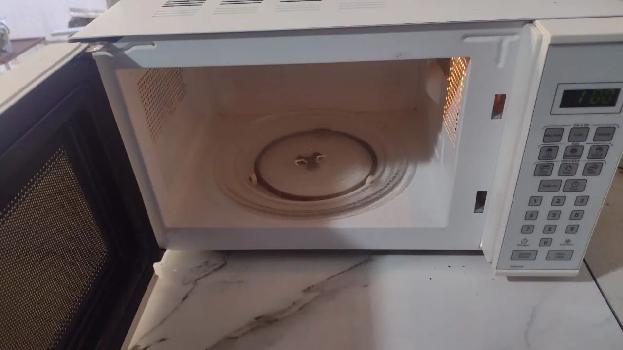 Micro-ondas  Philco  18L - Foto 2
