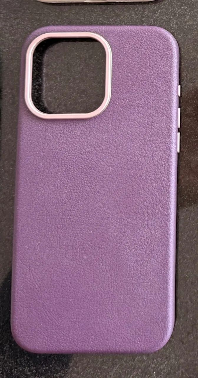 Capa para iPhone 15 Pro Max - roxa - marca Otterbox - proteção resistente anti-quedas - Foto 2