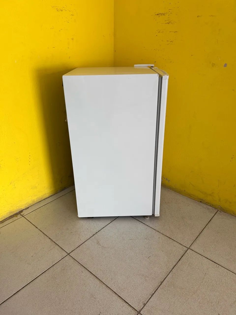 Frigobar Electrolux  - Foto 4