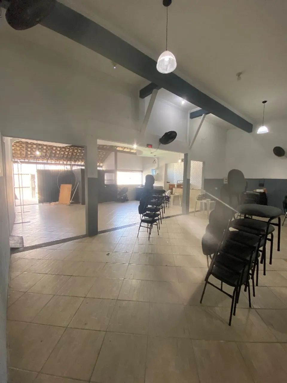 Salão com vestiário e piscina  - Foto 2