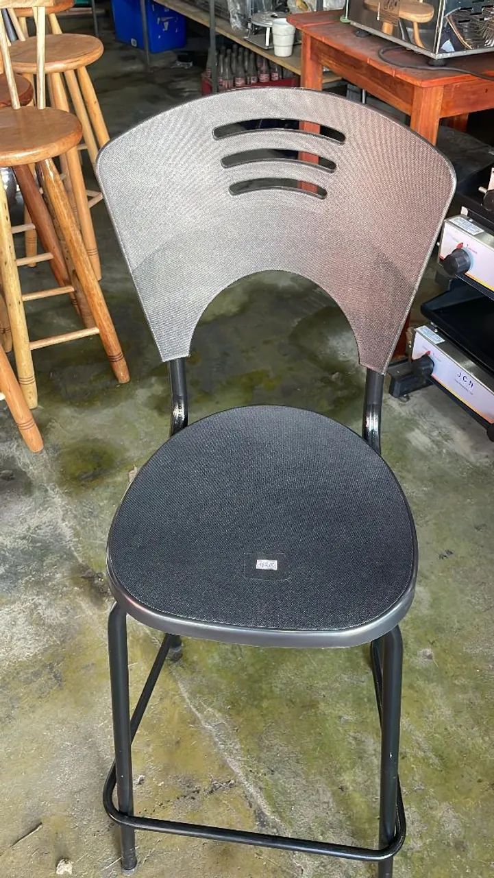 Banqueta alta 