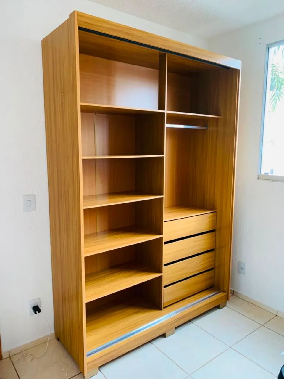 Guarda roupa com espelho  - Foto 2