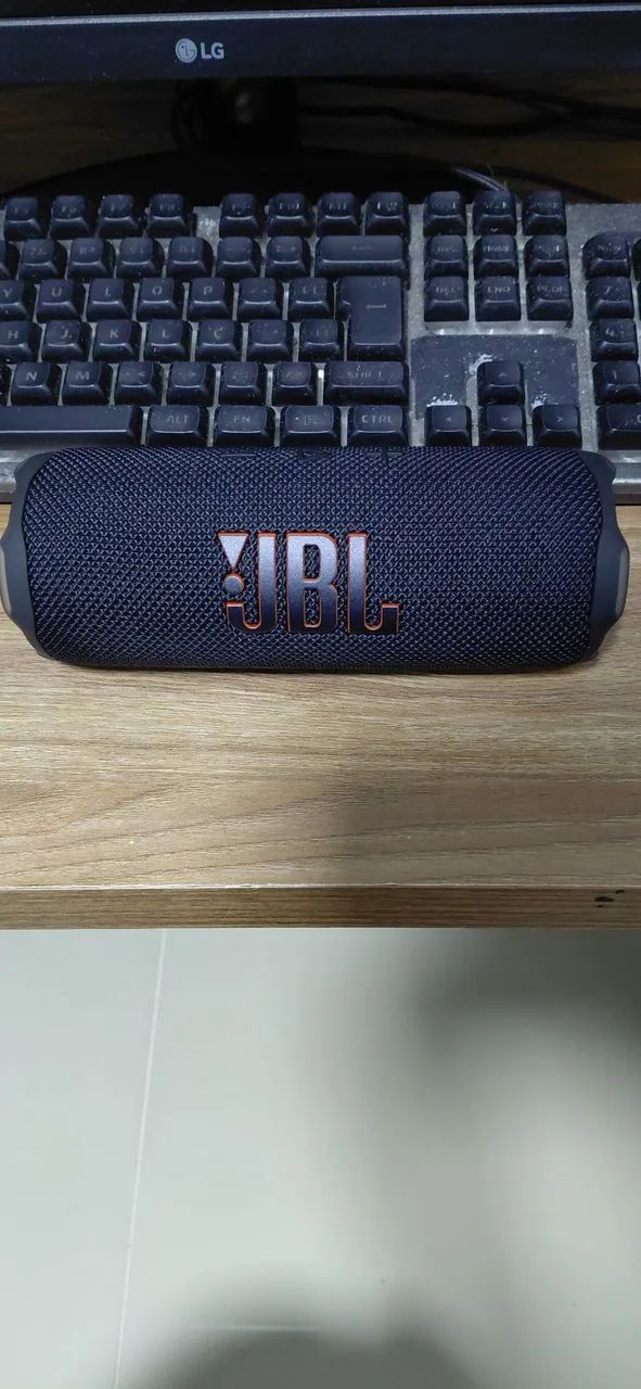 Jbl flip 7 nova. Preciso do dinheiro 