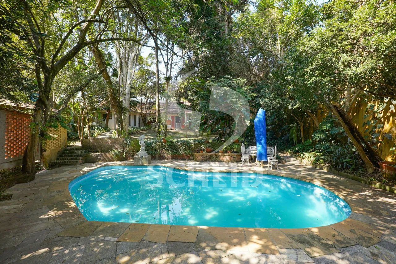 Casa com 4 Quartos e 6 banheiros à Venda - Foto 2