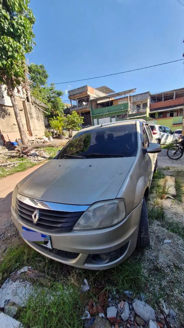 Renault Logan EXPRESSION HI-FLEX 1.6 8V 4P 2013