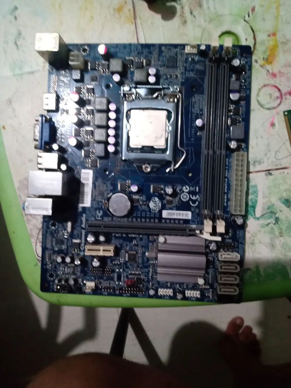 Placa mãe com processador, Intel celeron 