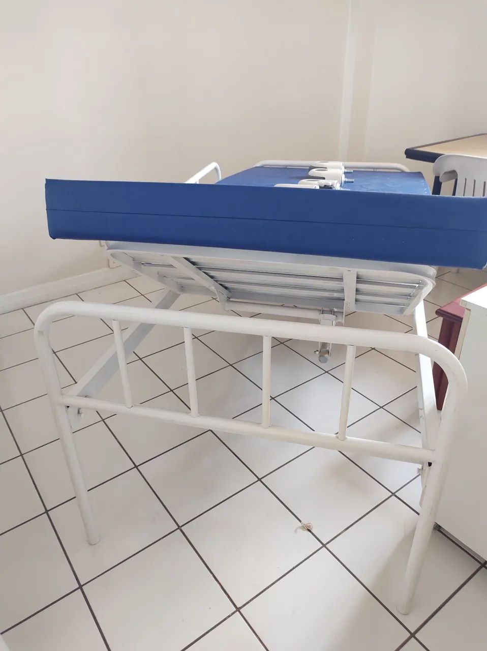 Cama hospitalar semi nova - Foto 2