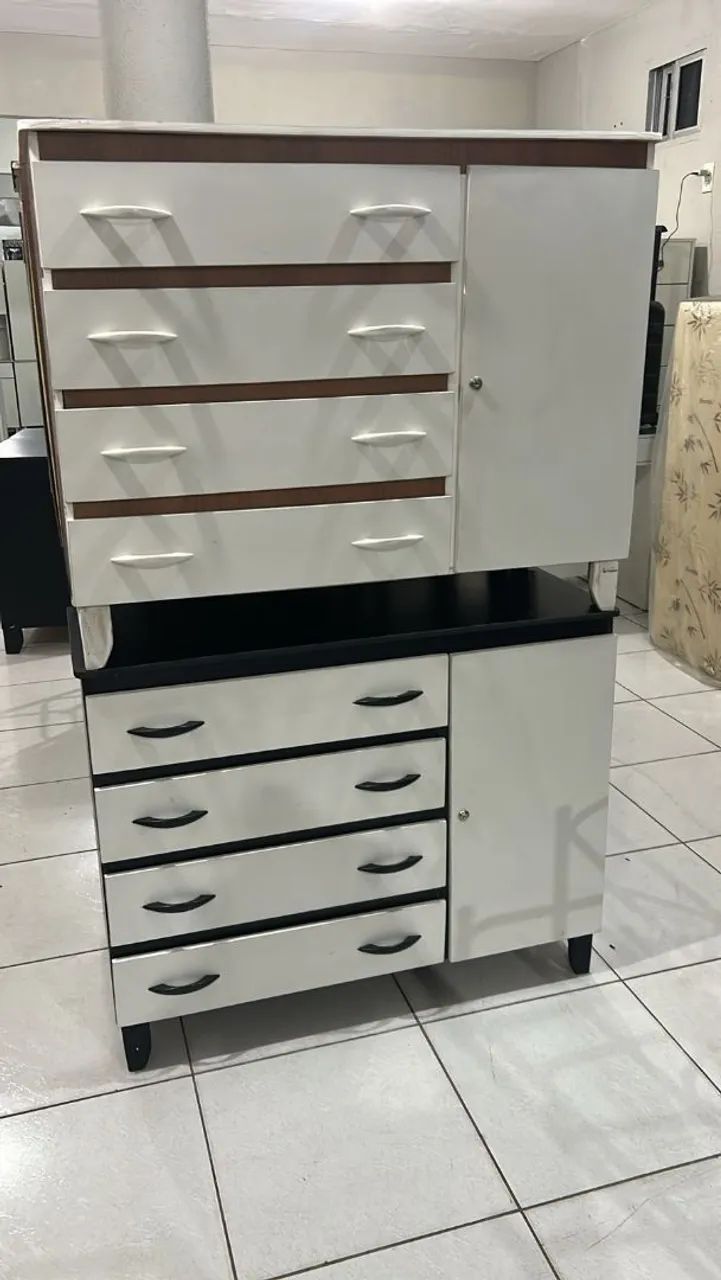 Cômoda popular 