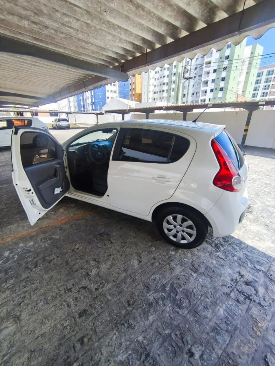Fiat Palio ATTRA./ITÁLIA 1.4 EVO F.FLEX 8V 5P 2014