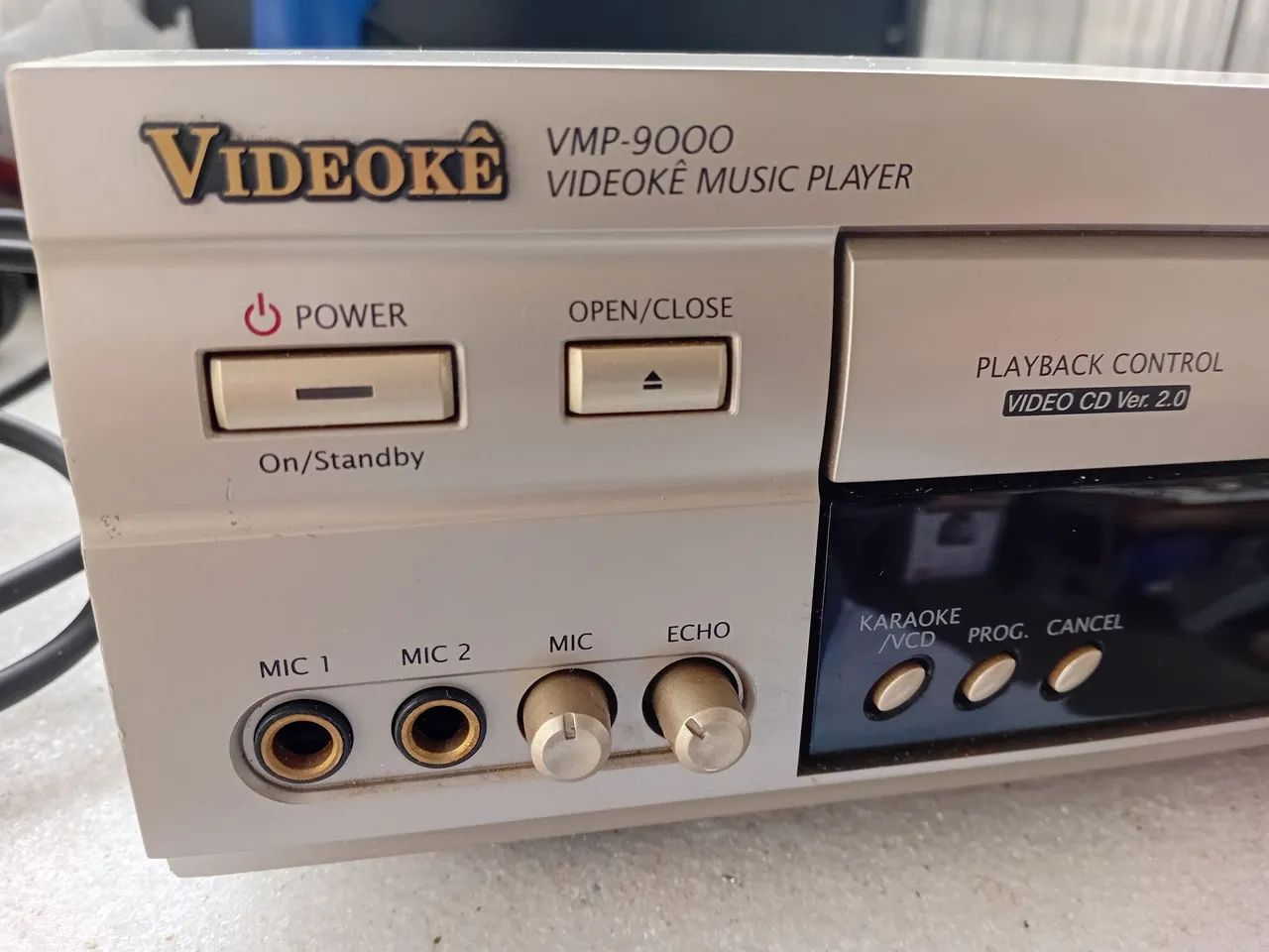 VIDEOKE KARAOKE RAF VMP 9000 COM MIC, CD MULTIOKE, CABO, FUNCIONANDO - Foto 3