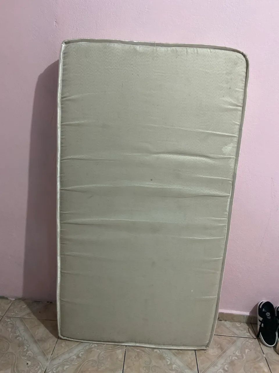 Vende- se Colchão para Berço Americano 