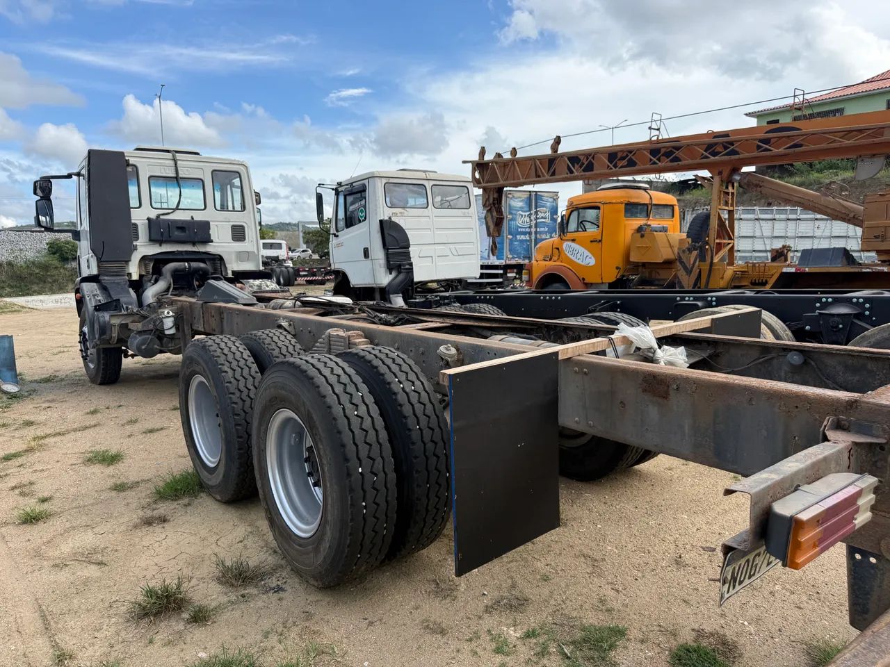 IVECO ECOLINE TRAÇADO  - Foto 4