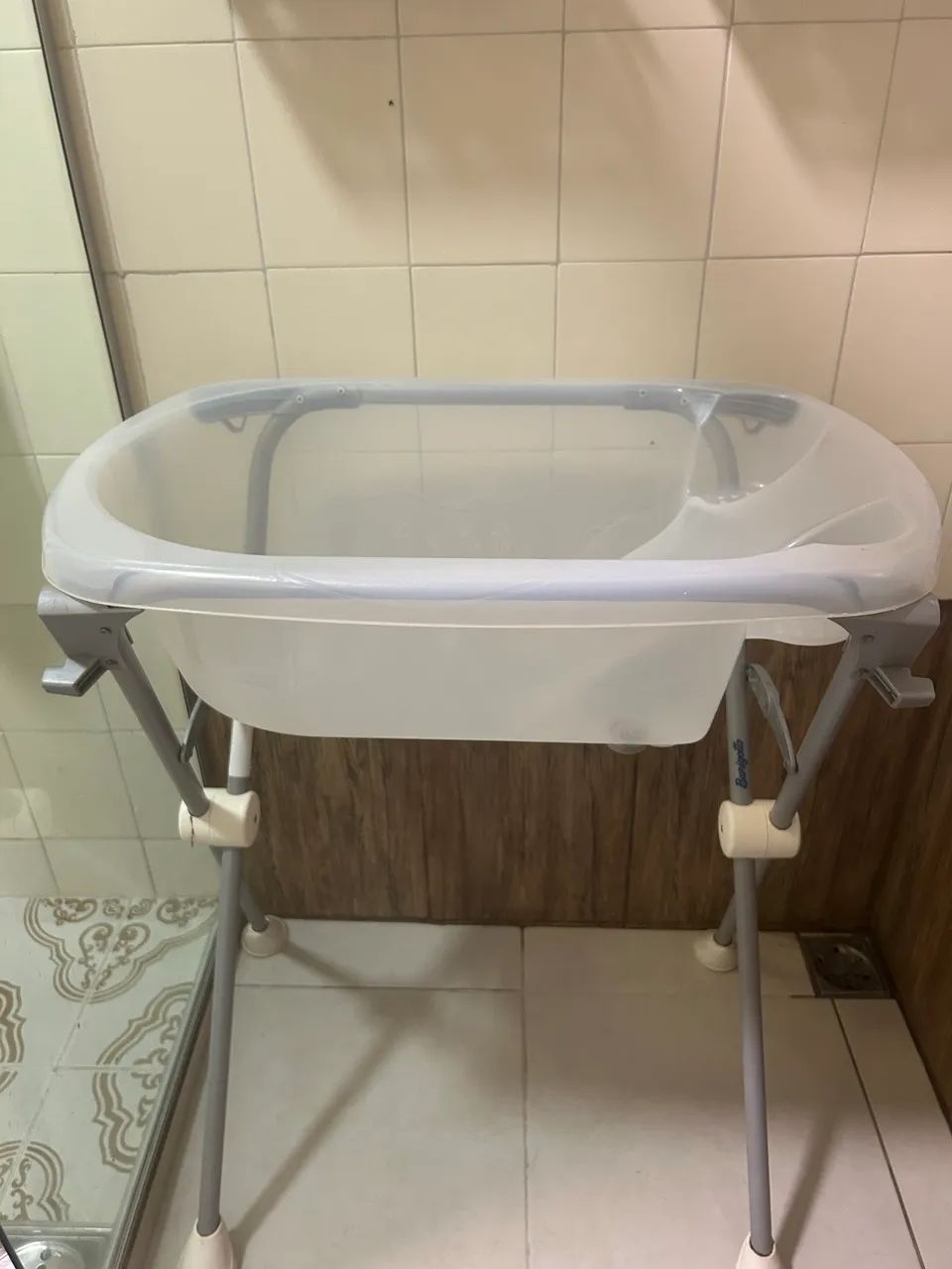 Banheira tripé bebê buriggoto 