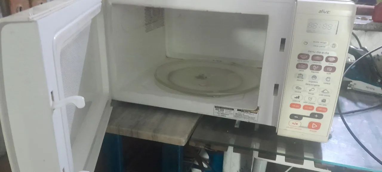 Micro-ondas usado em bom estado  - Foto 3