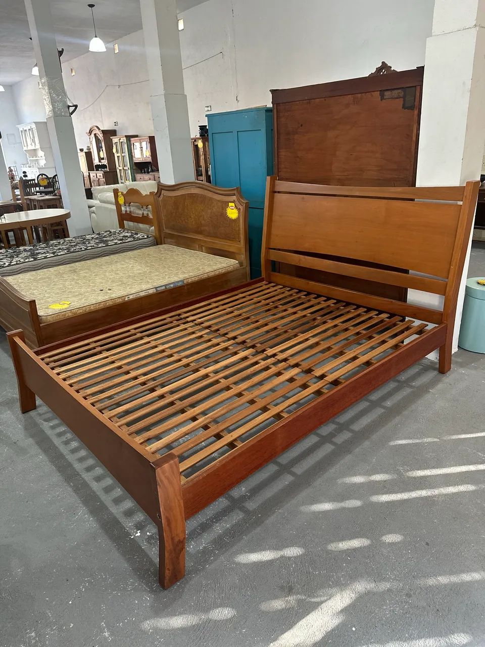 Cama Queen de Madeira - Foto 4
