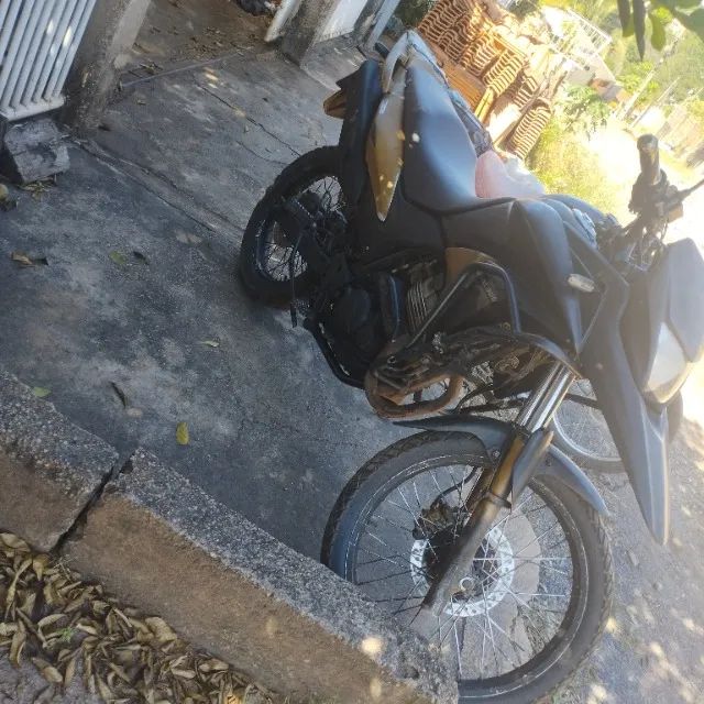 Vendo XRE com urgência 