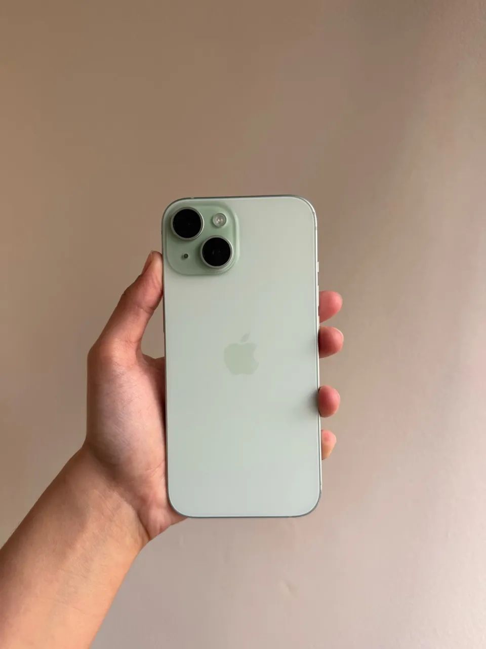 iPhone 15 256GB excelente estado