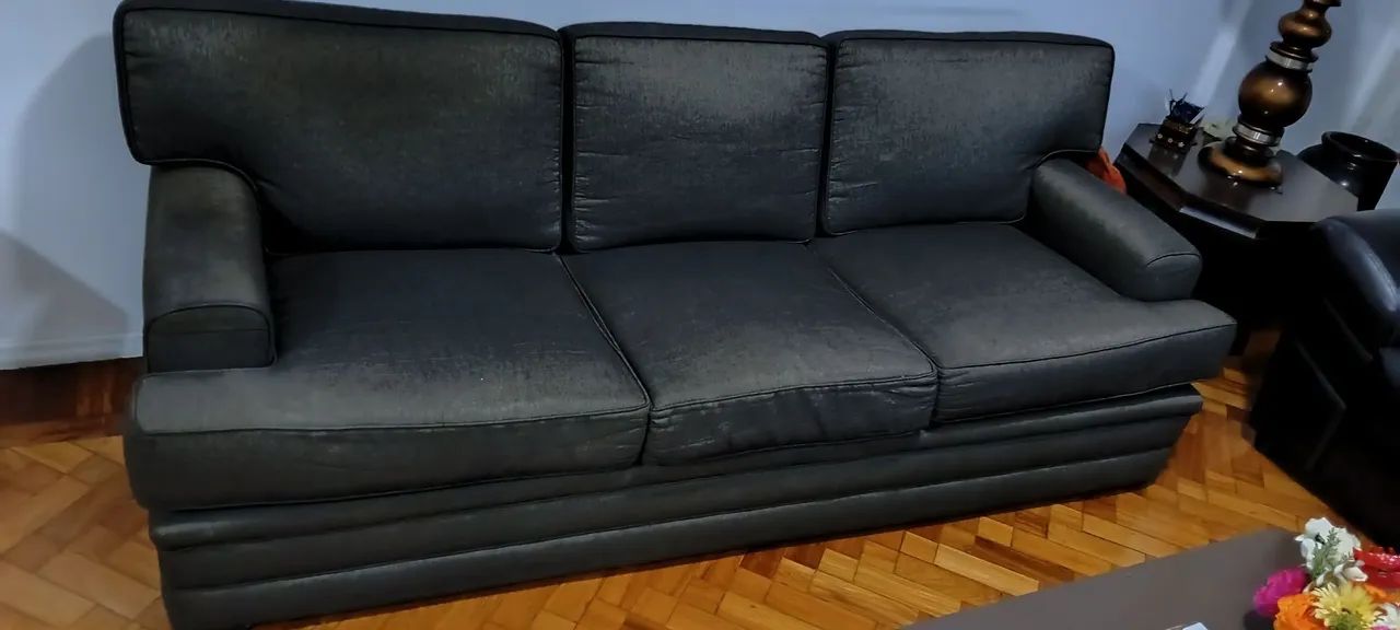 SOFA TRES LUGARES TECIDO DE TAPEÇARIA  SOFESTICADO. - Foto 4