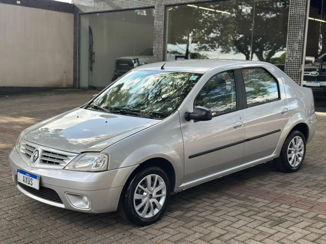 Renault Logan Expression Flex 1.0 12V 4P 2010