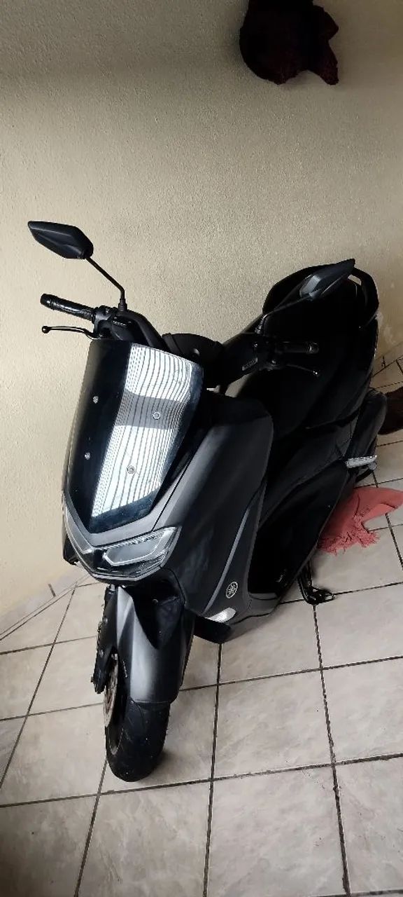 Nmax 160 preta com ABS  - Foto 2