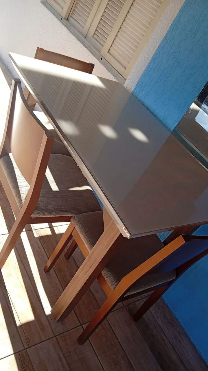 mesa com 4 cadeiras  - Foto 3