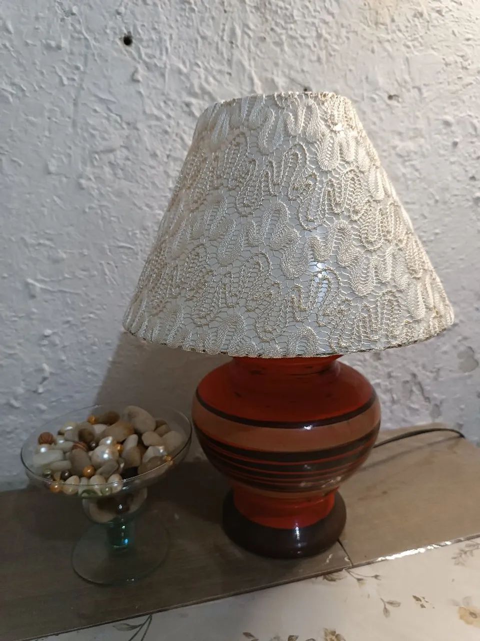 Abajour estilo víntage com 35cms altura e perfeito estado - Foto 5