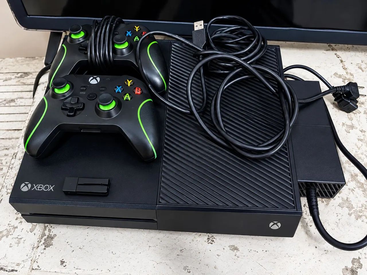 Xbox One 1 Tb - Foto 2