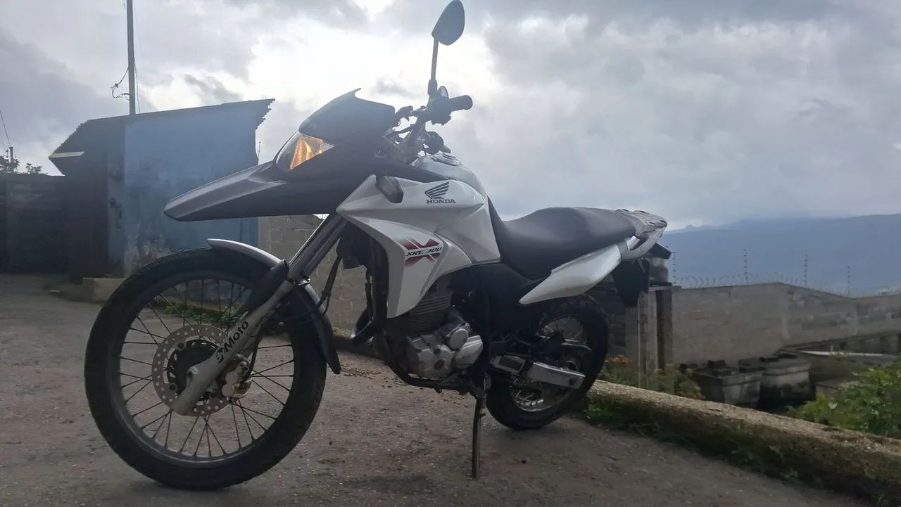 2015 Xre 300 branco perola - Foto 2