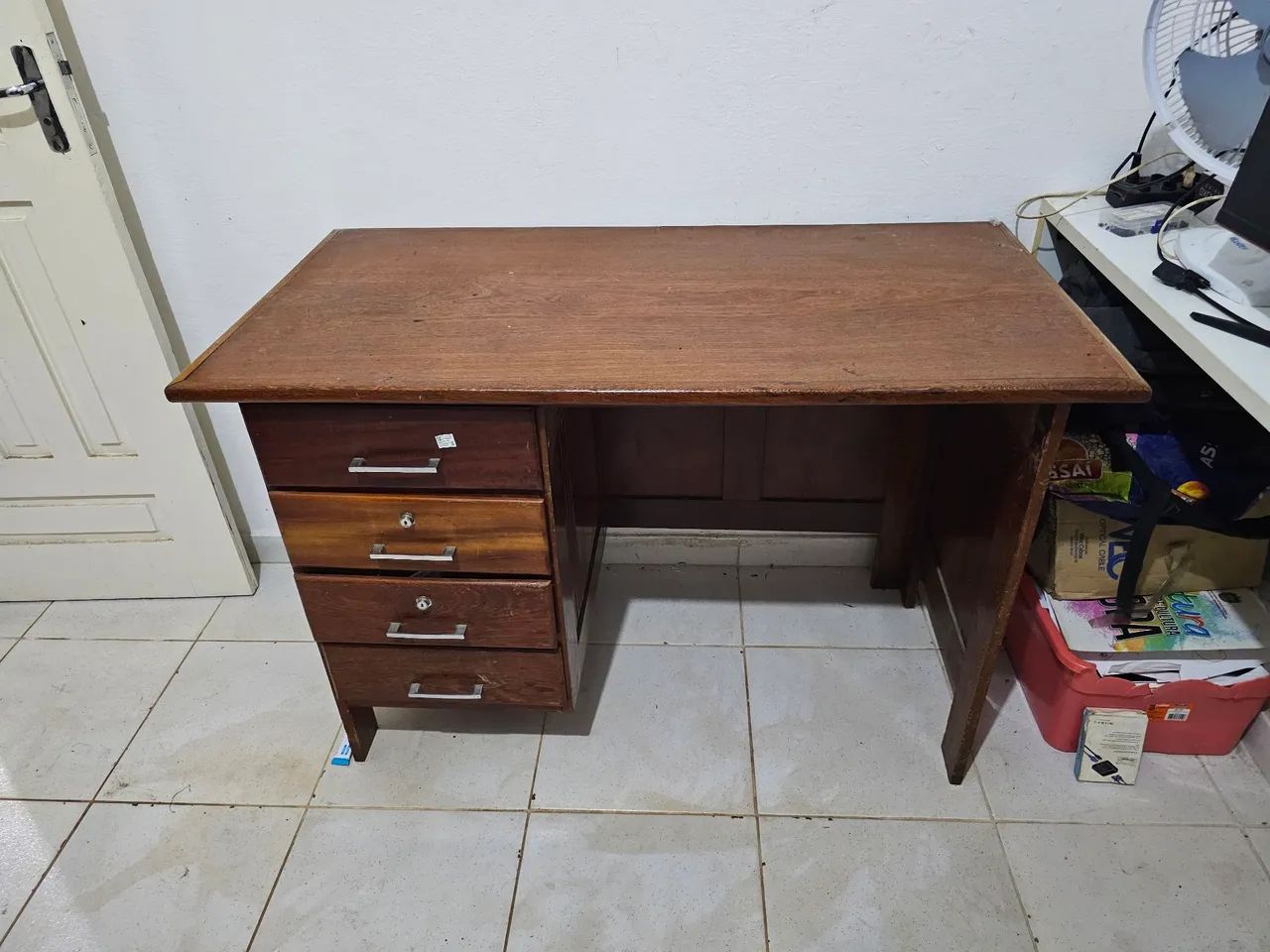 Mesa de estudos - Foto 4