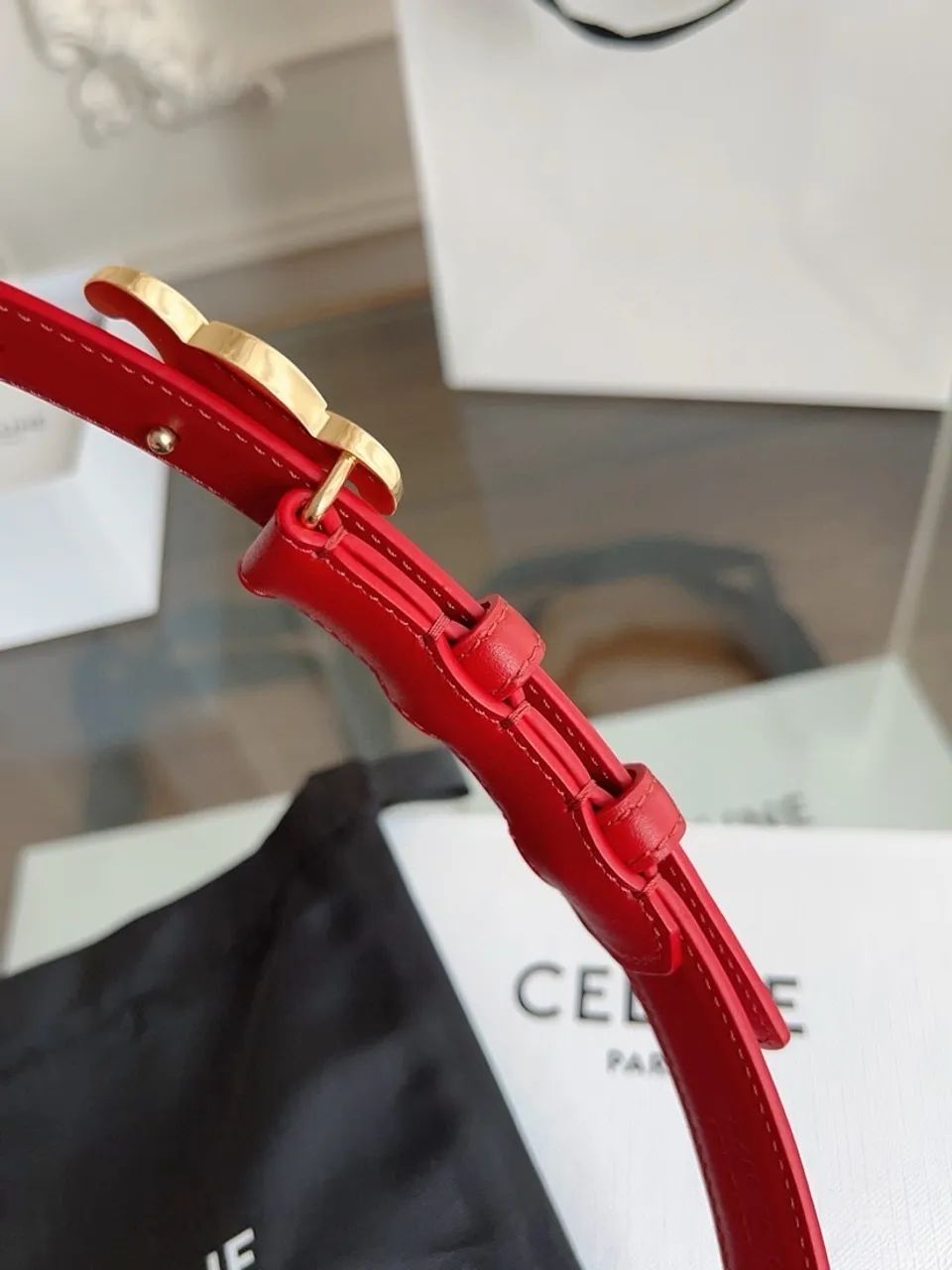 Cinto Celine Vermelho em couro  - Foto 4