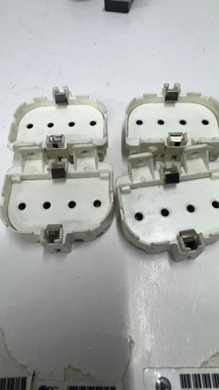 Soquete 2g11 Para Lâmpada Pl 4 Pinos Germicida S/embalagem kit 4 - Foto 2