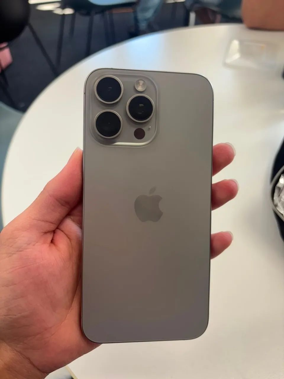 iPhone 15 pro max 256gb silver - Foto 3