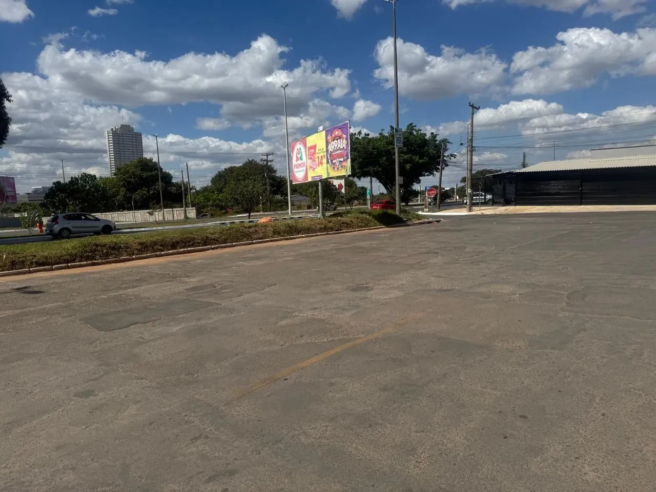 CEILÂNDIA NORTE-PRÉDIO DE DOIS PAVIMENTOS COM 1 LOJA DE 50m² E DOIS APARTAMENTOS DE 50m²  - Foto 4