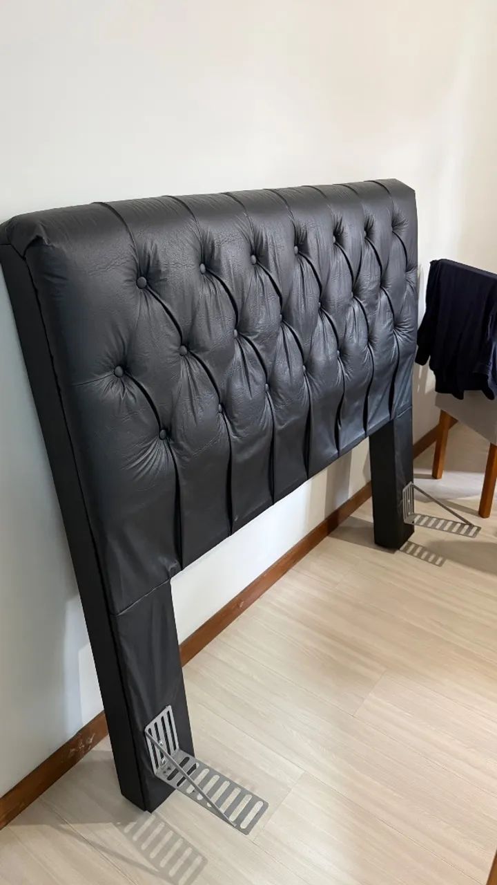 Cabeceira de cama de casal preta corino  - Foto 2