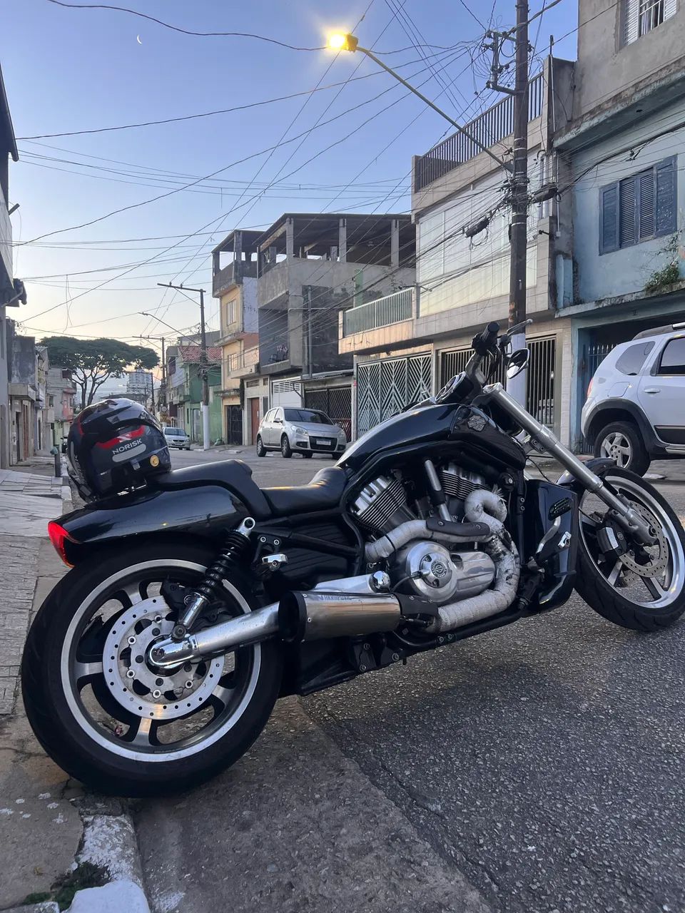 V-rod muscle 2013