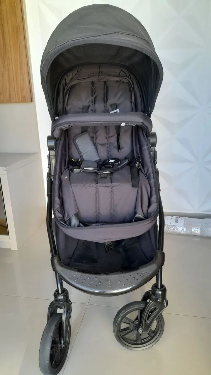 Vendo carrinho de bebê Galzerano  - Foto 4