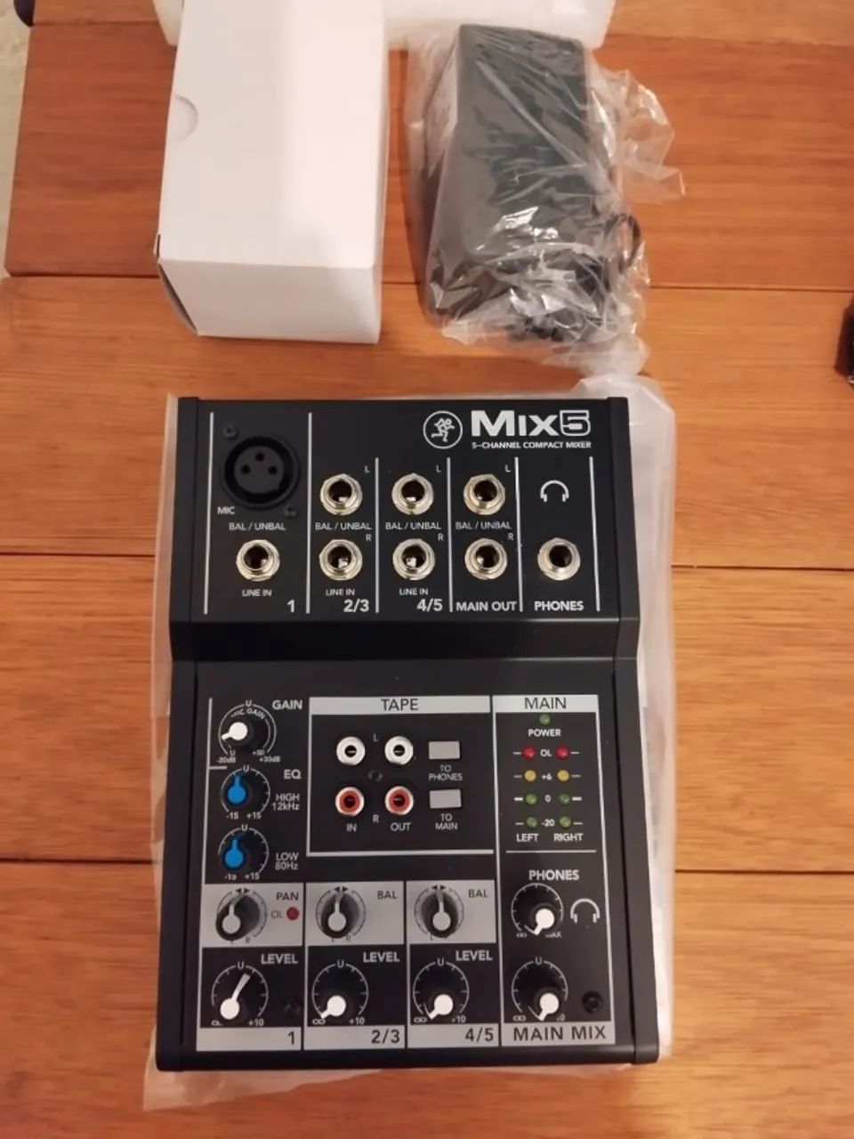 Mesa de Som Mackie Mix5 - Nunca Usada - Estado de Nova - Foto 2