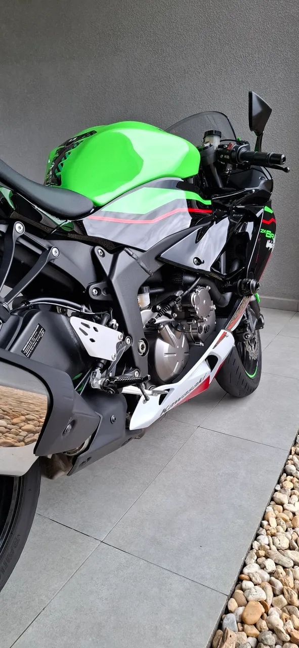 Kawasaki Zx-6r 636cc 2021 - 1527221692 | OLX