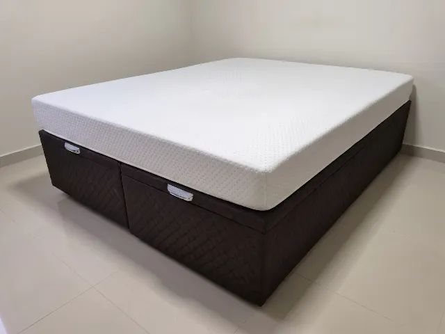 Cama box baú queen + colchão Emma one